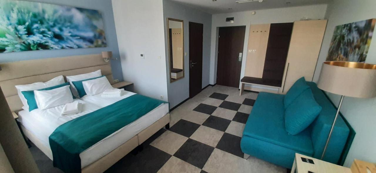 Inter Hotel Debrecen Bagian luar foto