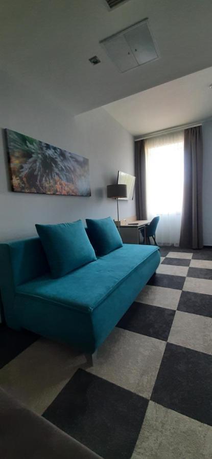 Inter Hotel Debrecen Bagian luar foto