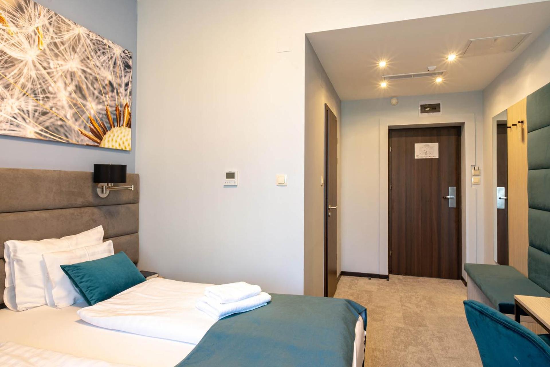 Inter Hotel Debrecen Bagian luar foto