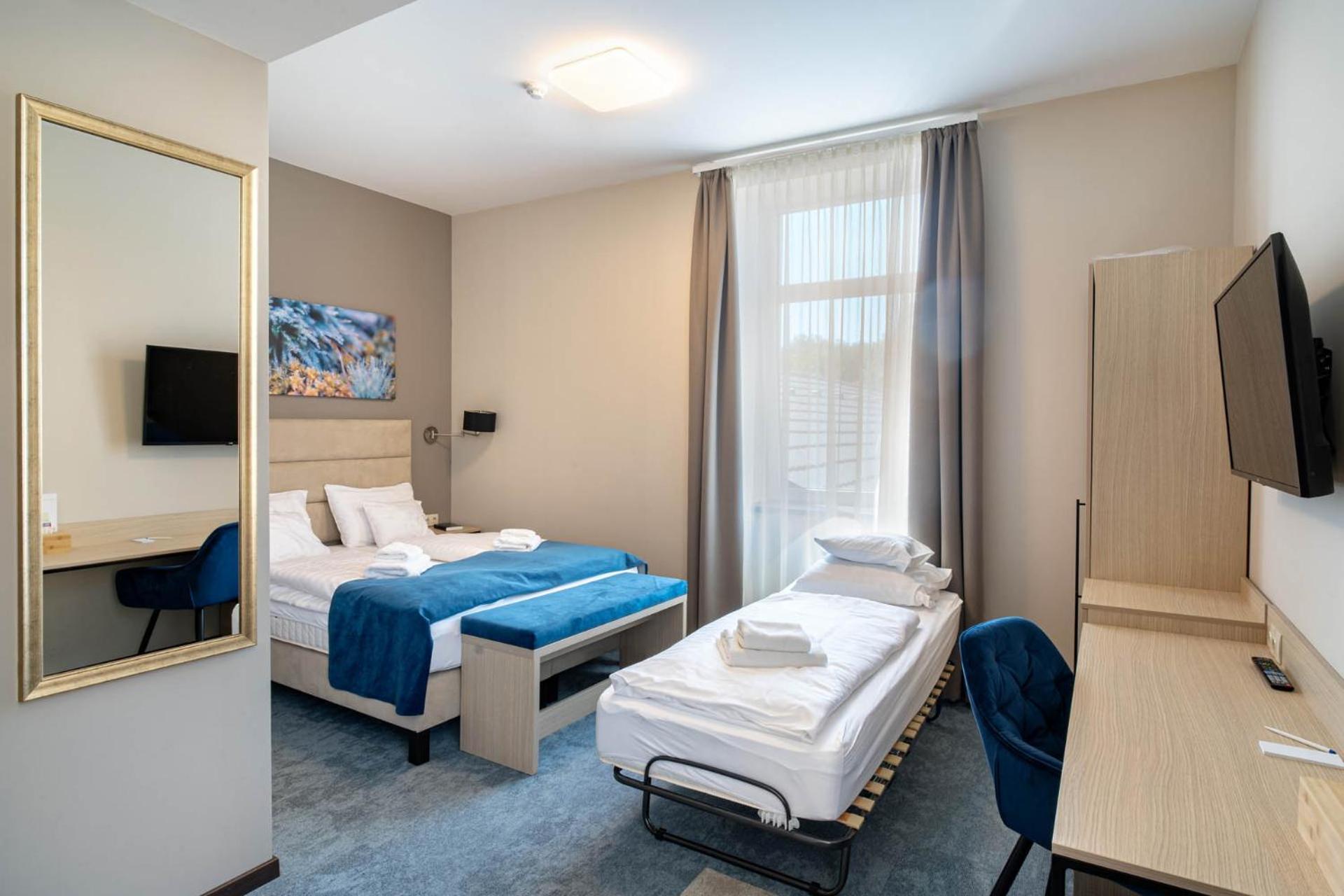 Inter Hotel Debrecen Bagian luar foto