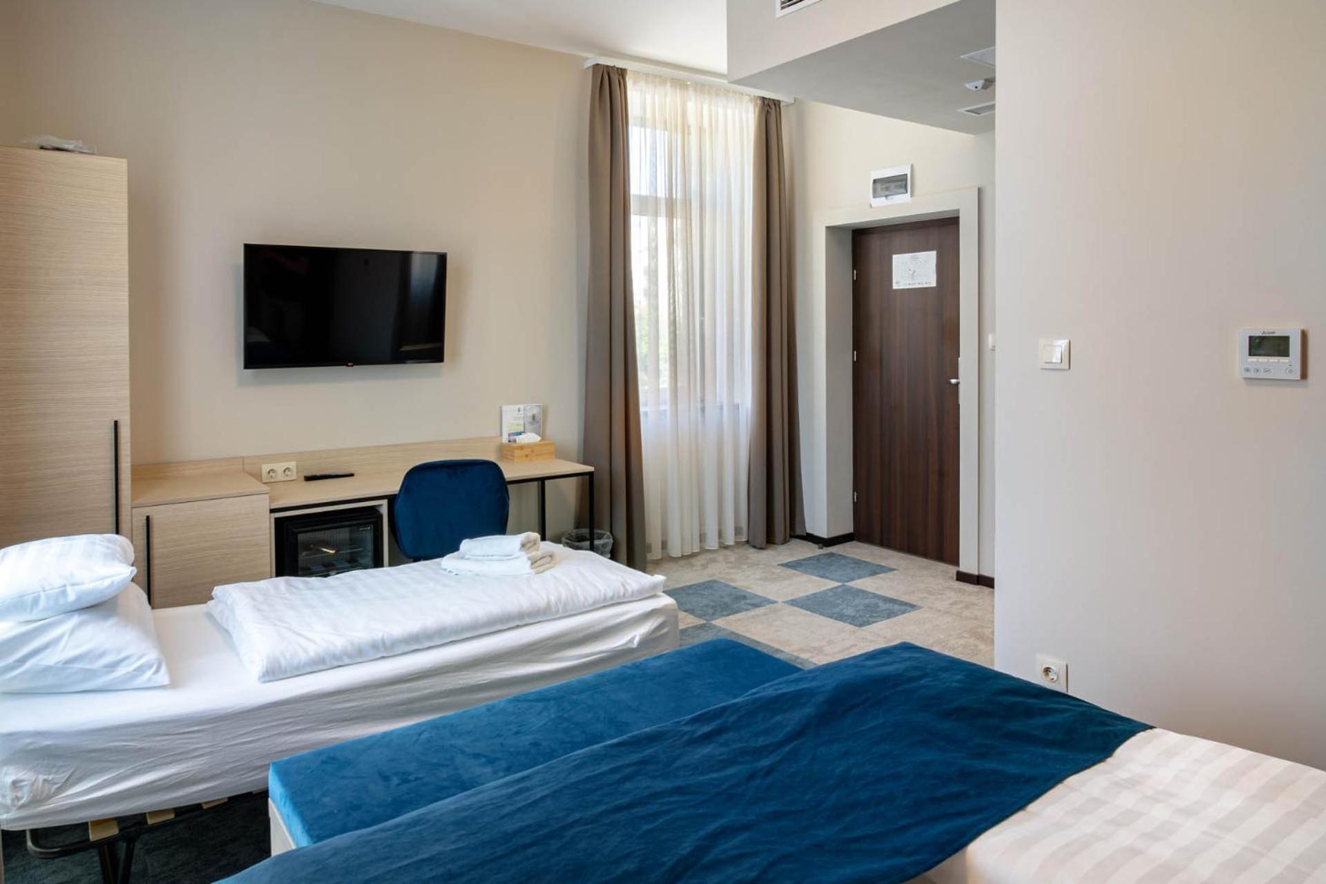 Inter Hotel Debrecen Bagian luar foto